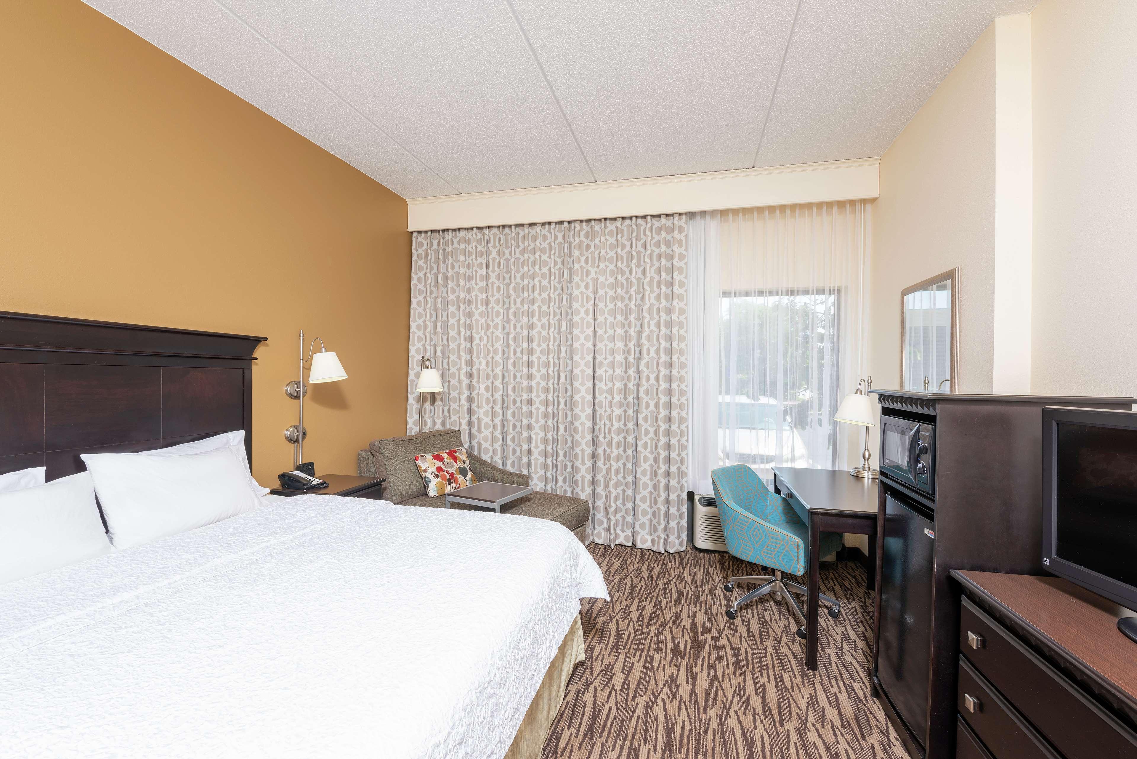 Hampton Inn & Suites Cleveland-Airport/Middleburg Heights Exterior foto