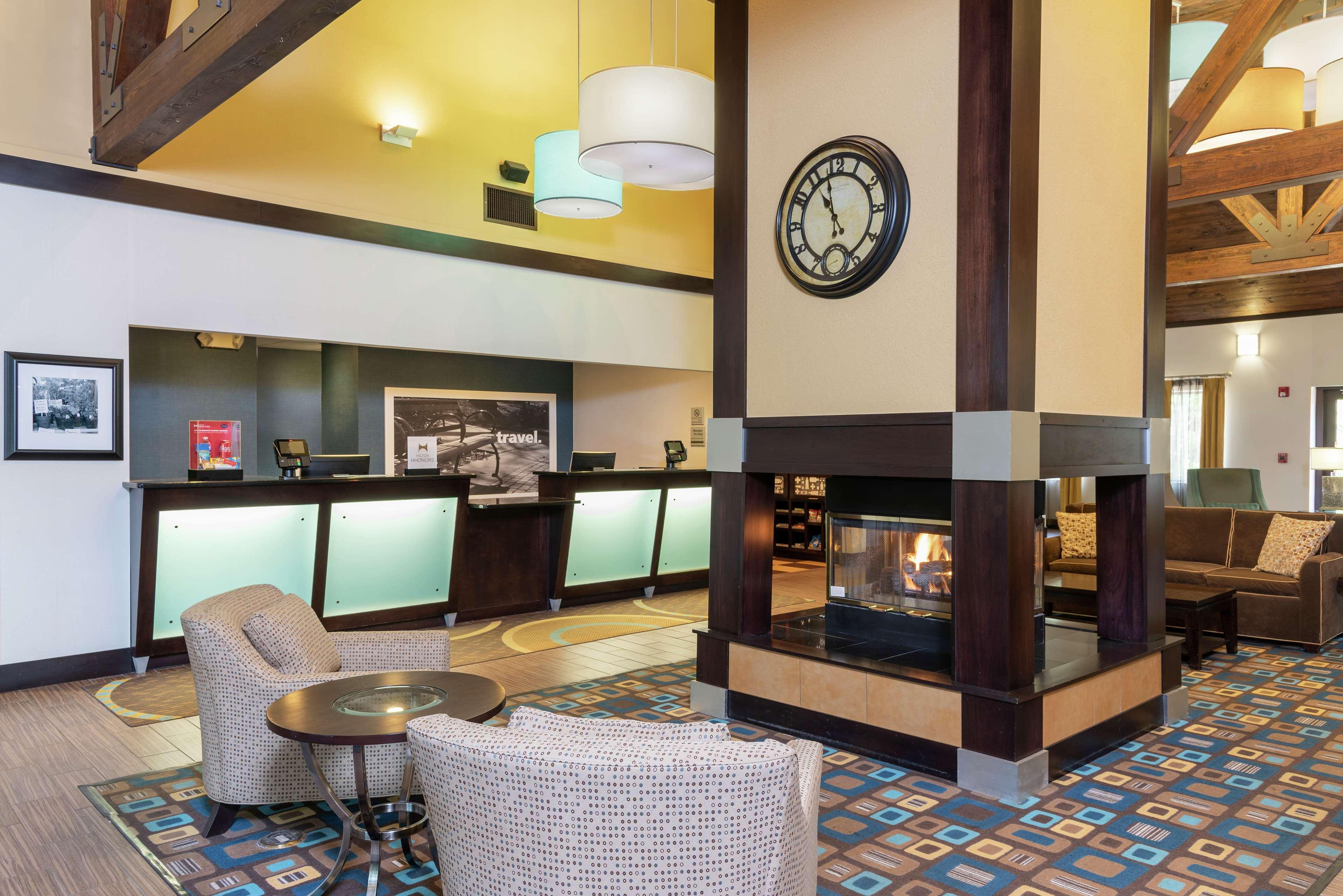 Hampton Inn & Suites Cleveland-Airport/Middleburg Heights Exterior foto