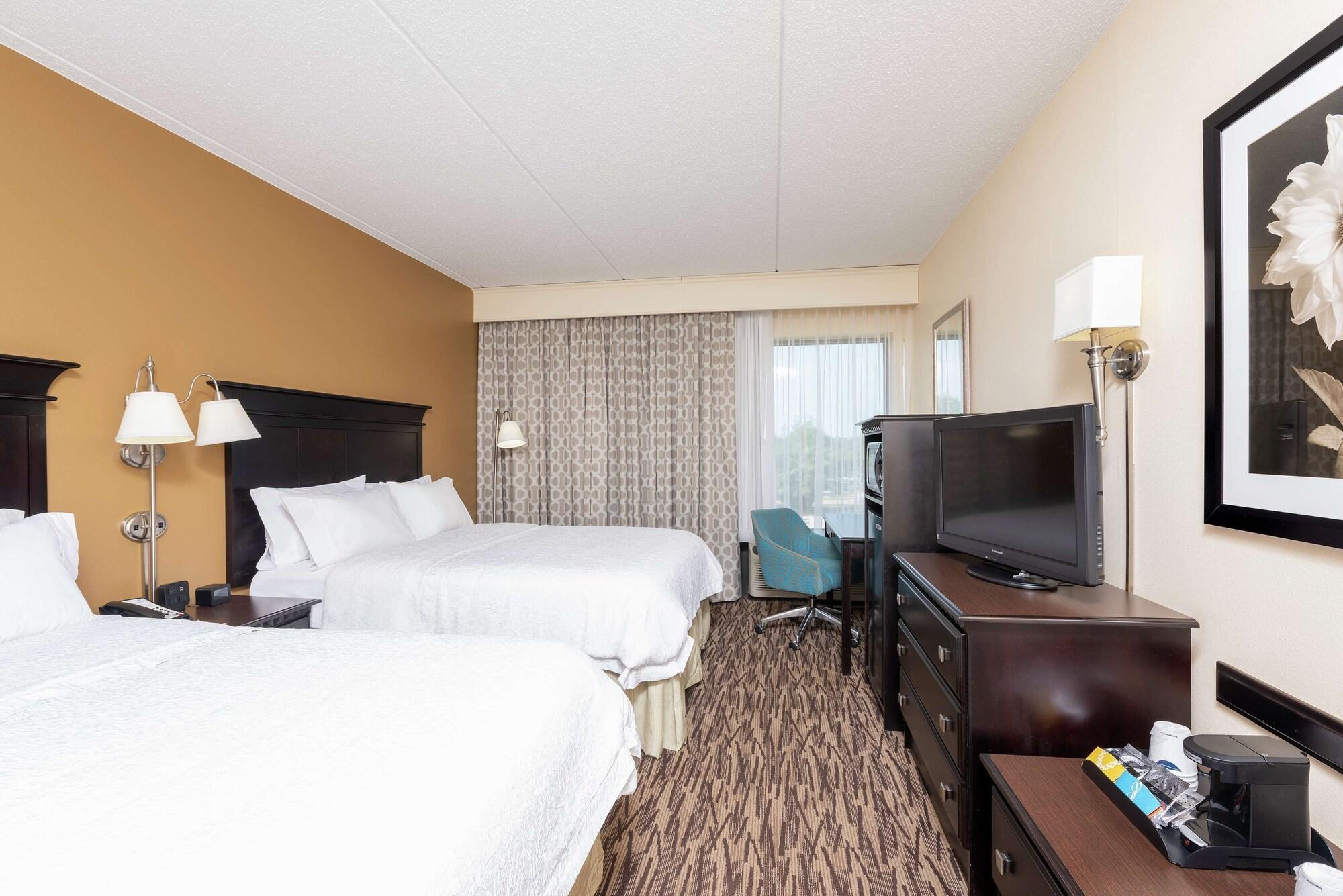 Hampton Inn & Suites Cleveland-Airport/Middleburg Heights Exterior foto